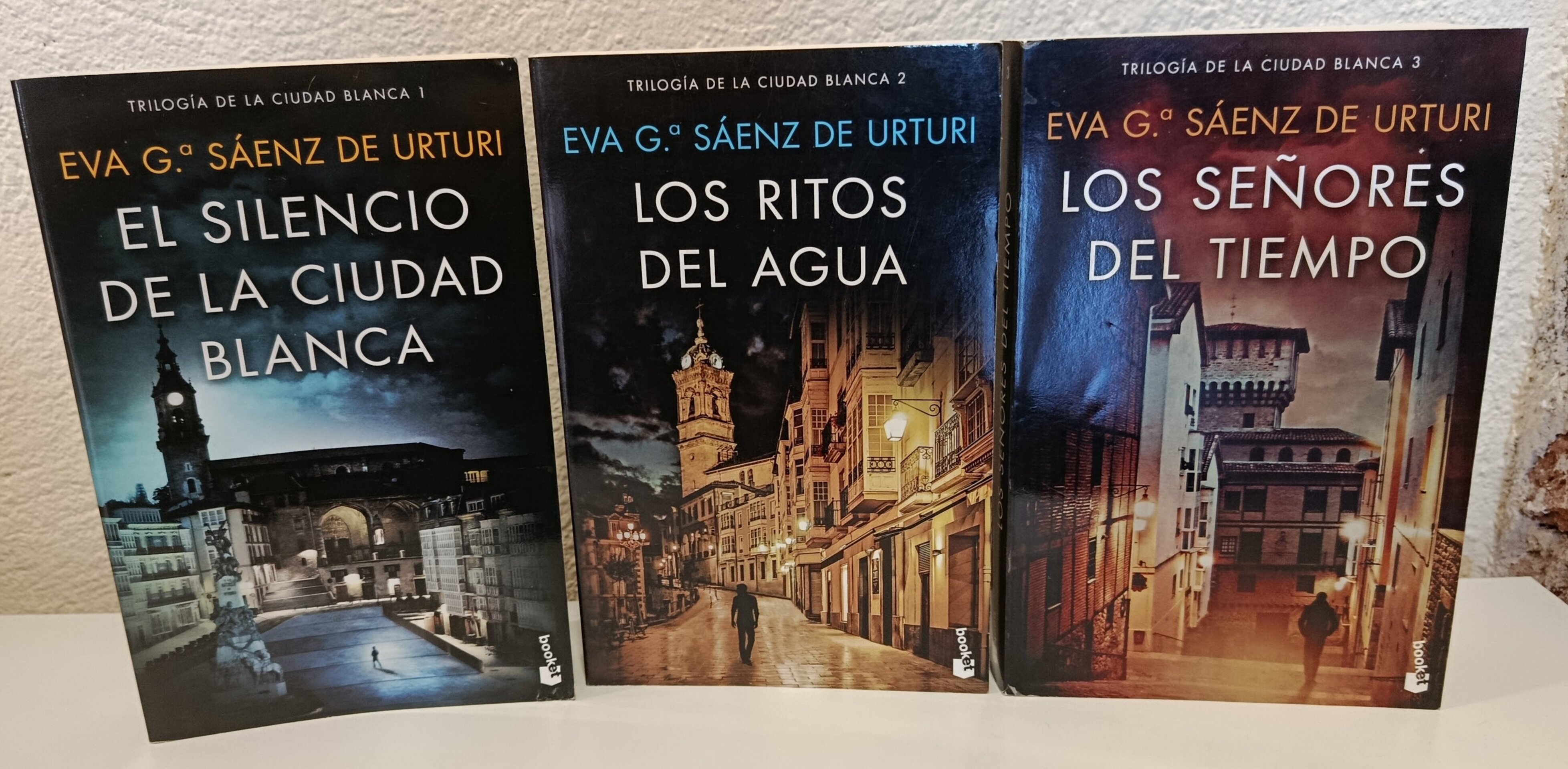TRILOGÍA DE LA CIUDAD BLANCA - EVA G. SÁENZ DE URTURI - 1